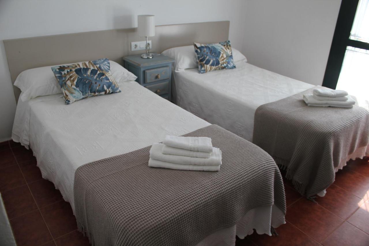 Apartamentos Peregrinos El Rocio Exterior photo